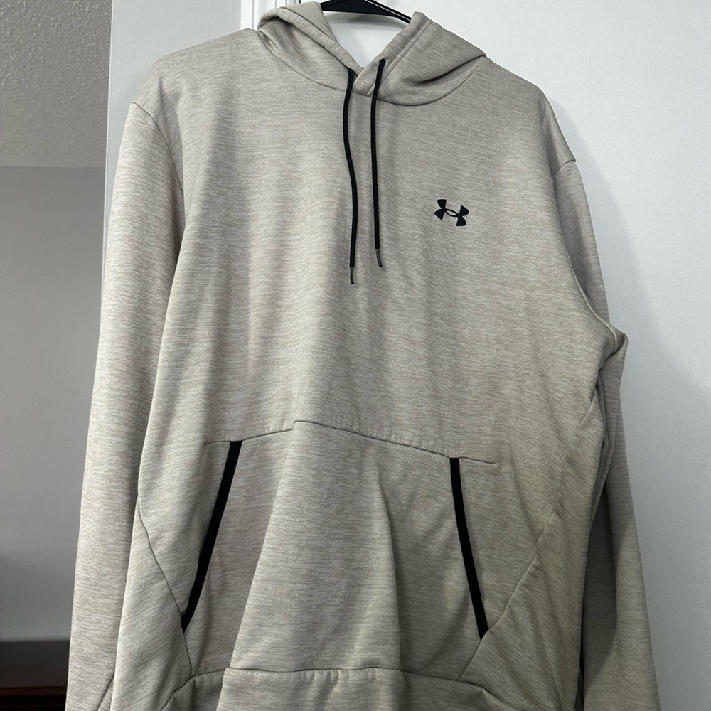 Under Armour Men's Light Gray Hoodie